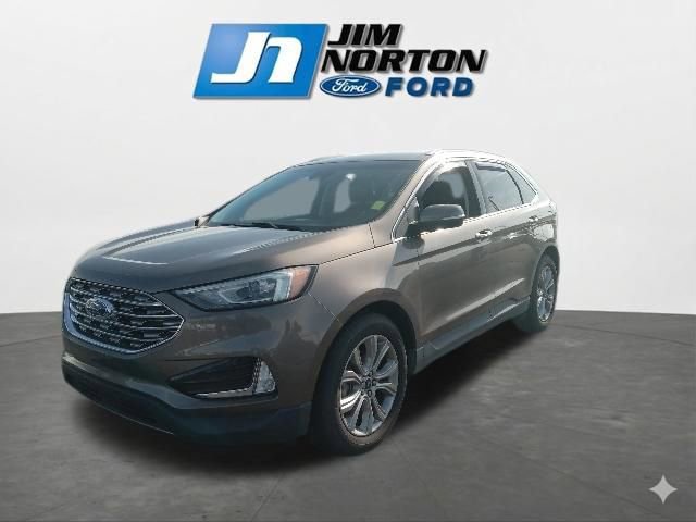 Used 2019 Ford Edge Titanium FWD image 4