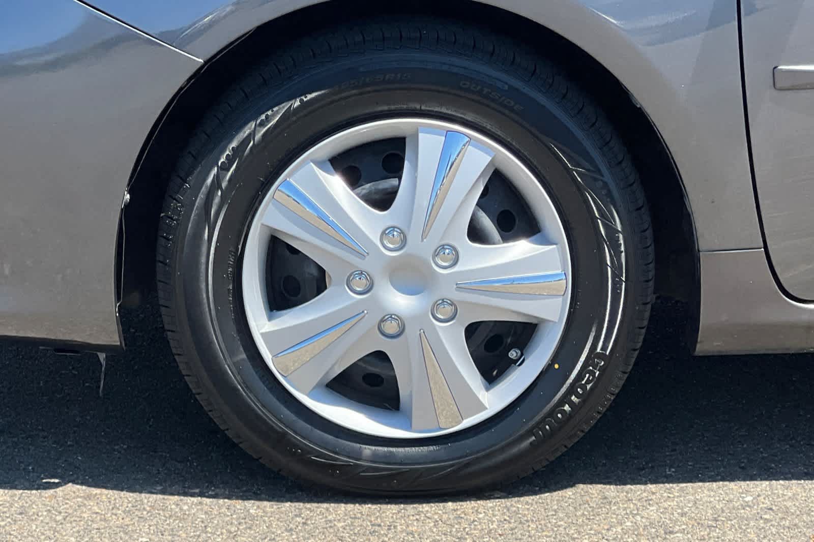 Used 2010 Toyota Corolla LE FWD image 28