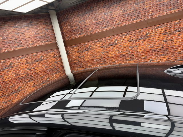 Used 2022 BMW X6 xDrive40i w/ M Sport Package image 25