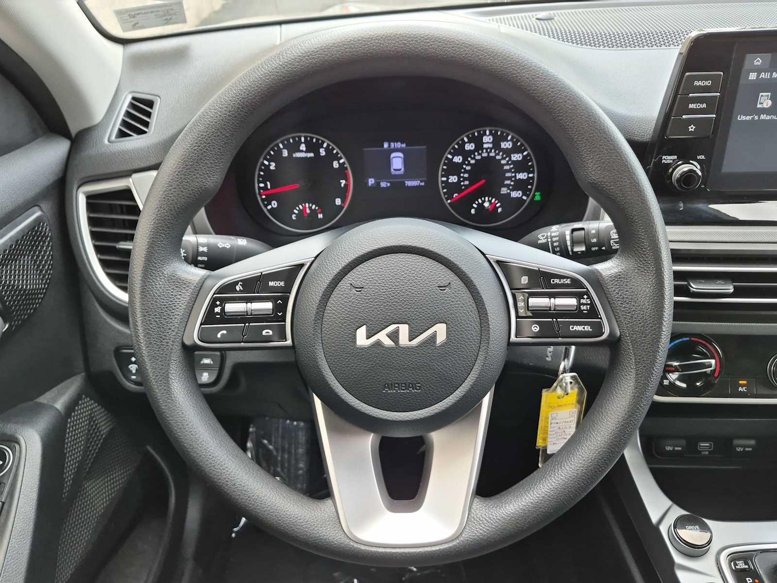 Used 2023 Kia Seltos LX AWD/4WD image 23