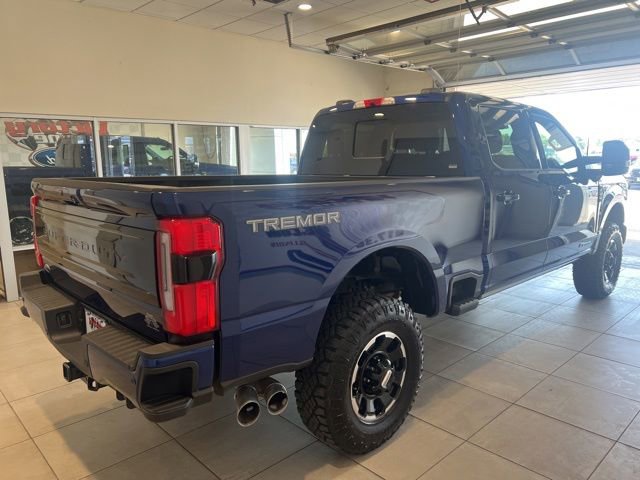 Used 2026 Ford F350 Platinum w/ Tremor Off-Road Package AWD/4WD image 4