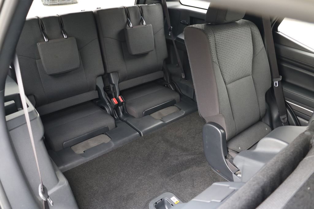 Used 2025 Toyota 4Runner SR5 AWD/4WD image 30