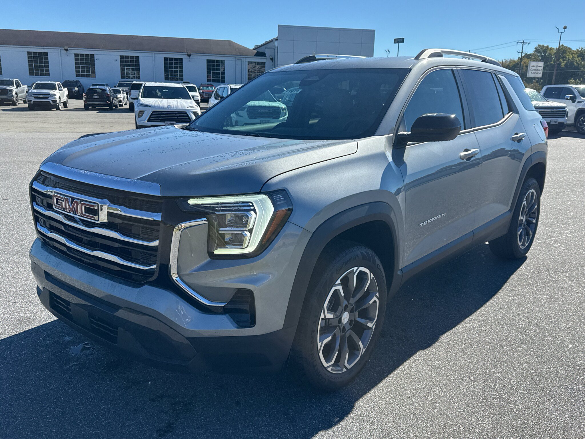 New 2027 GMC Terrain Elevation w/ Elevation Premium Package FWD image 2