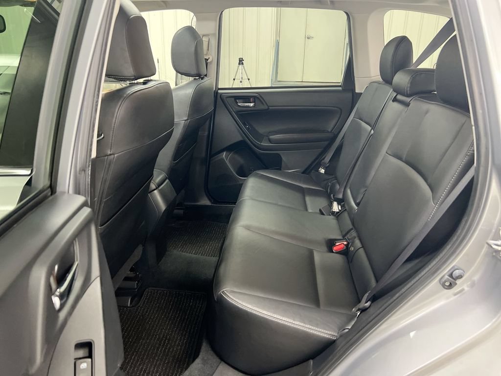 Used 2015 Subaru Forester 2.5i Limited w/ Protection Package #2 AWD/4WD image 22