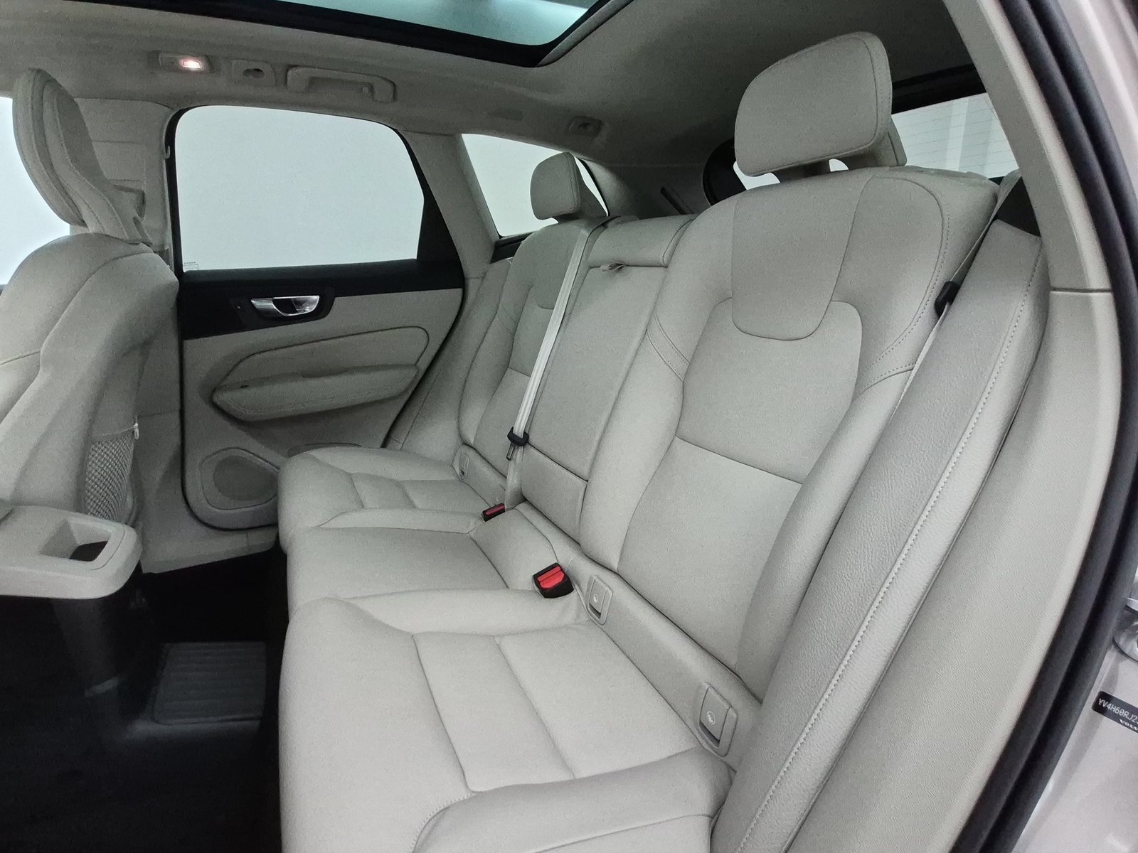 Used 2025 Volvo XC60 T8 Core w/ Protection Package Premier AWD/4WD image 22