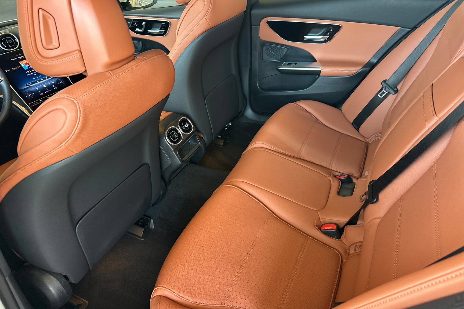 Certified 2024 Mercedes-Benz C 300 Sedan image 15