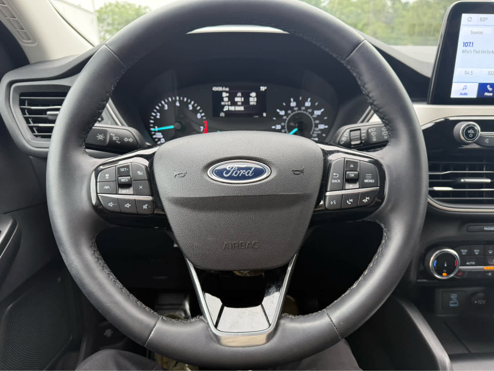 Used 2022 Ford Escape SEL image 16
