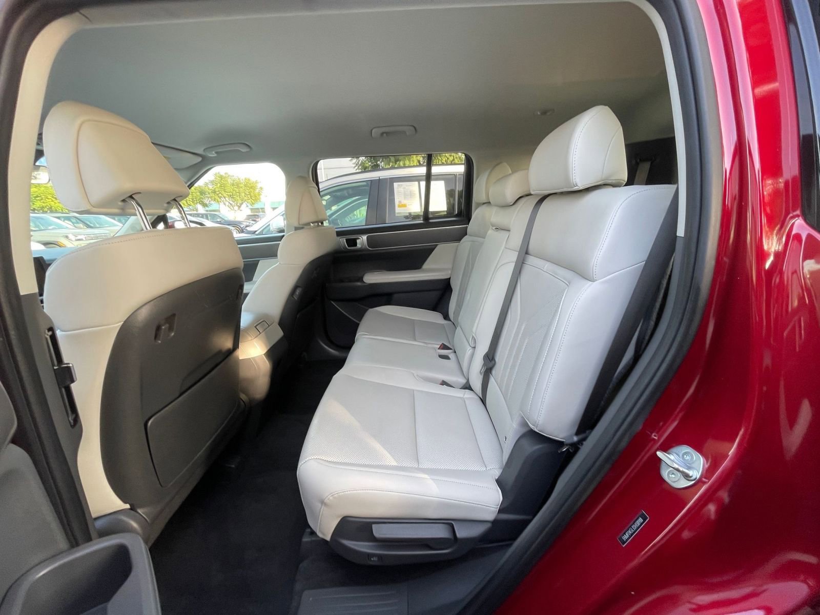 Used 2025 Hyundai Santa Fe SEL image 25