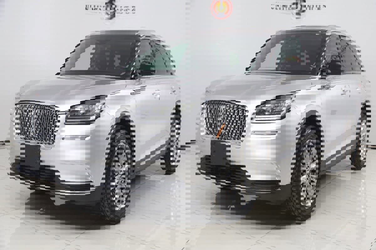 Used 2020 Lincoln Corsair FWD w/ Premium Package image 5