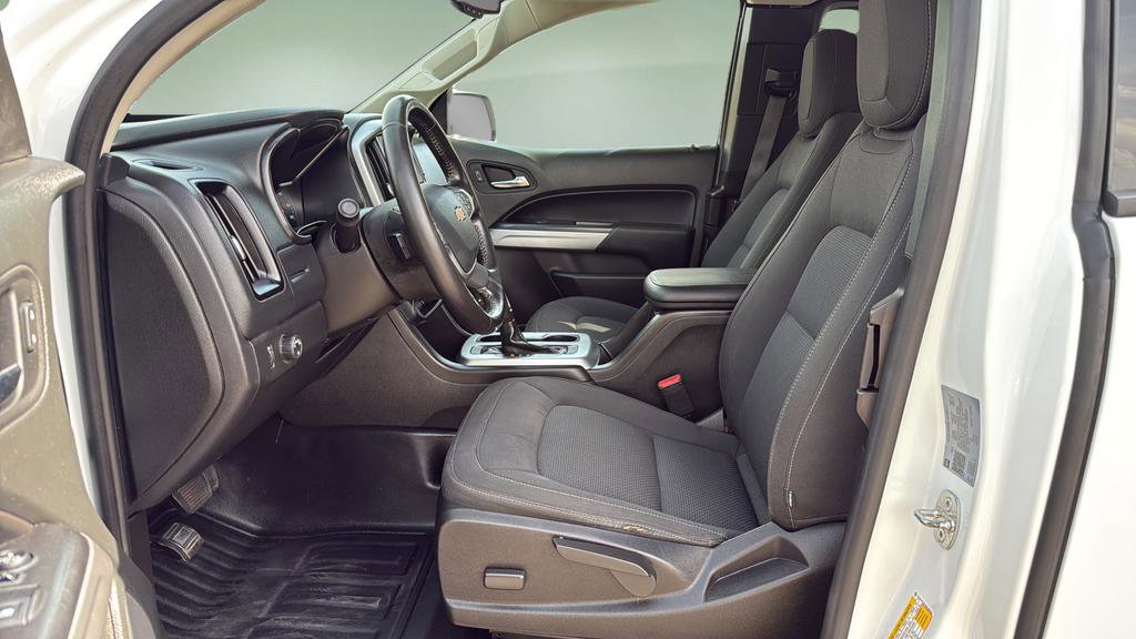 Used 2021 Chevrolet Colorado LT w/ Fleet Safety Package image 11