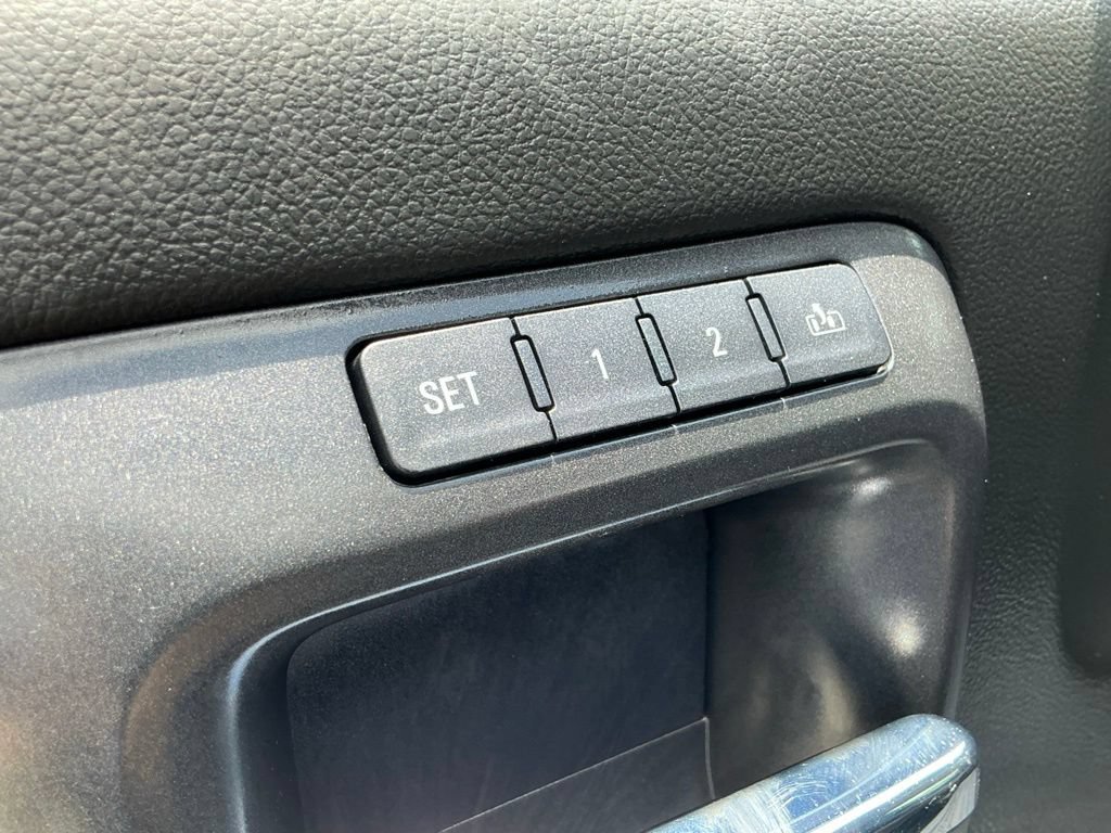 Used 2019 Chevrolet Silverado 2500 LTZ w/ Duramax Plus Package AWD/4WD image 34