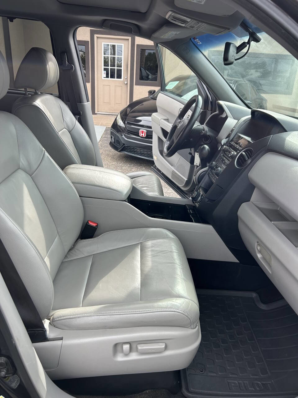 Used 2015 Honda Pilot Touring image 18