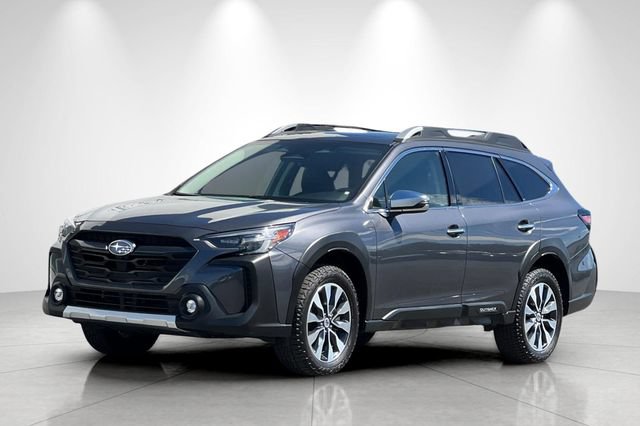 Used 2023 Subaru Outback Touring AWD/4WD image 8