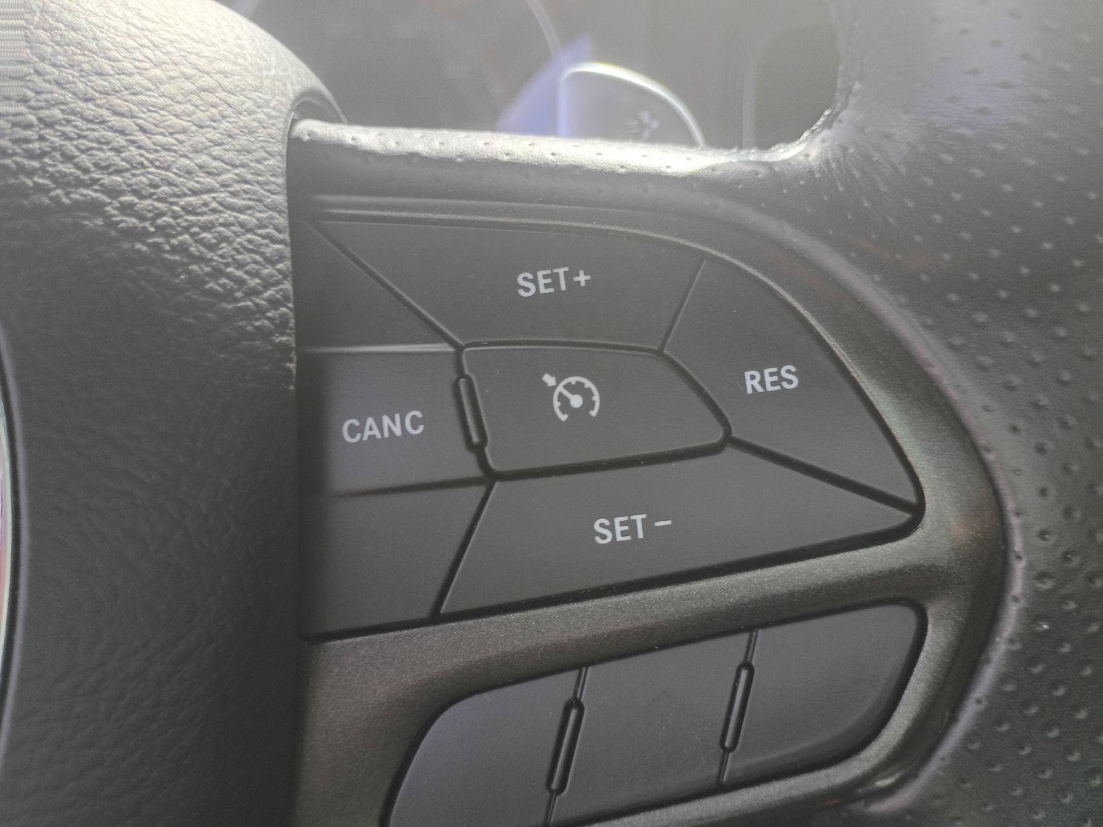 Used 2022 Dodge Charger SXT AWD/4WD image 15