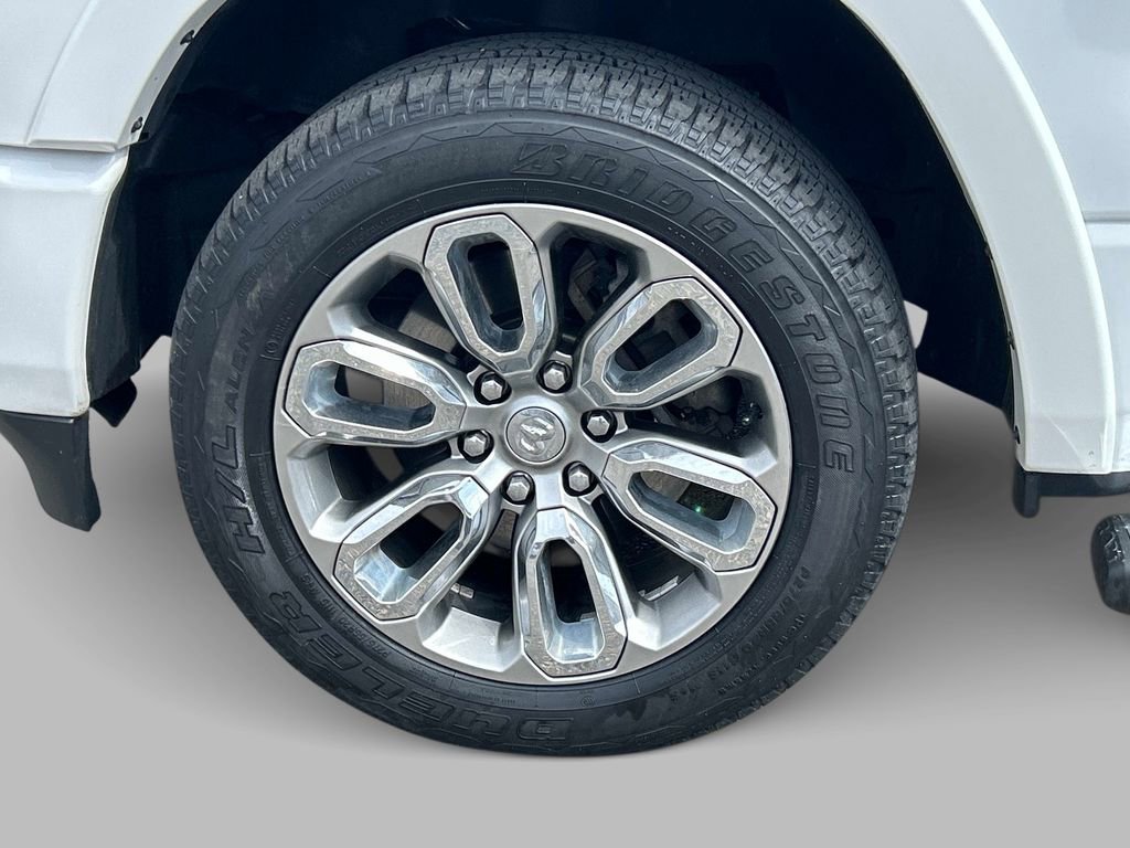 Used 2019 RAM 1500 Laramie w/ Sport Appearance Package image 9