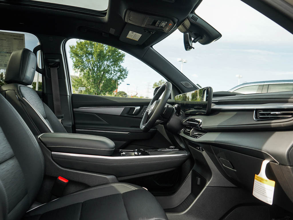 New 2026 Buick Enclave Sport Touring w/ Super Cruise Package image 12