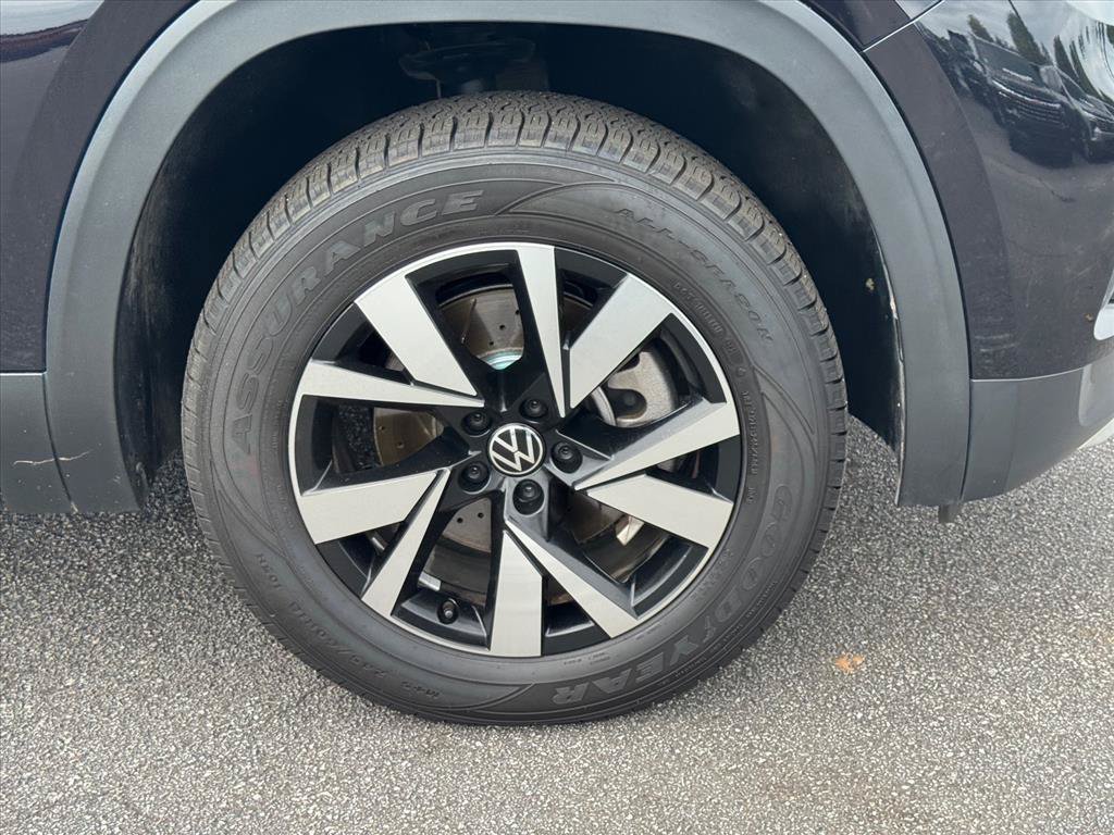 Used 2022 Volkswagen Atlas Cross Sport SE FWD image 9