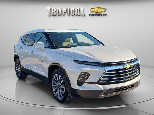Used 2024 Chevrolet Blazer Premier FWD image 4