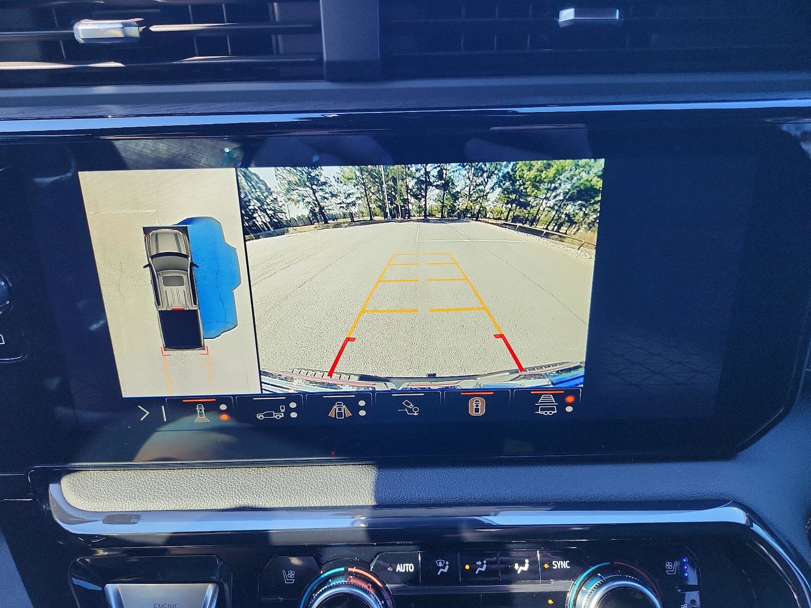 Used 2024 GMC Sierra 1500 AT4 w/ Technology Package image 18