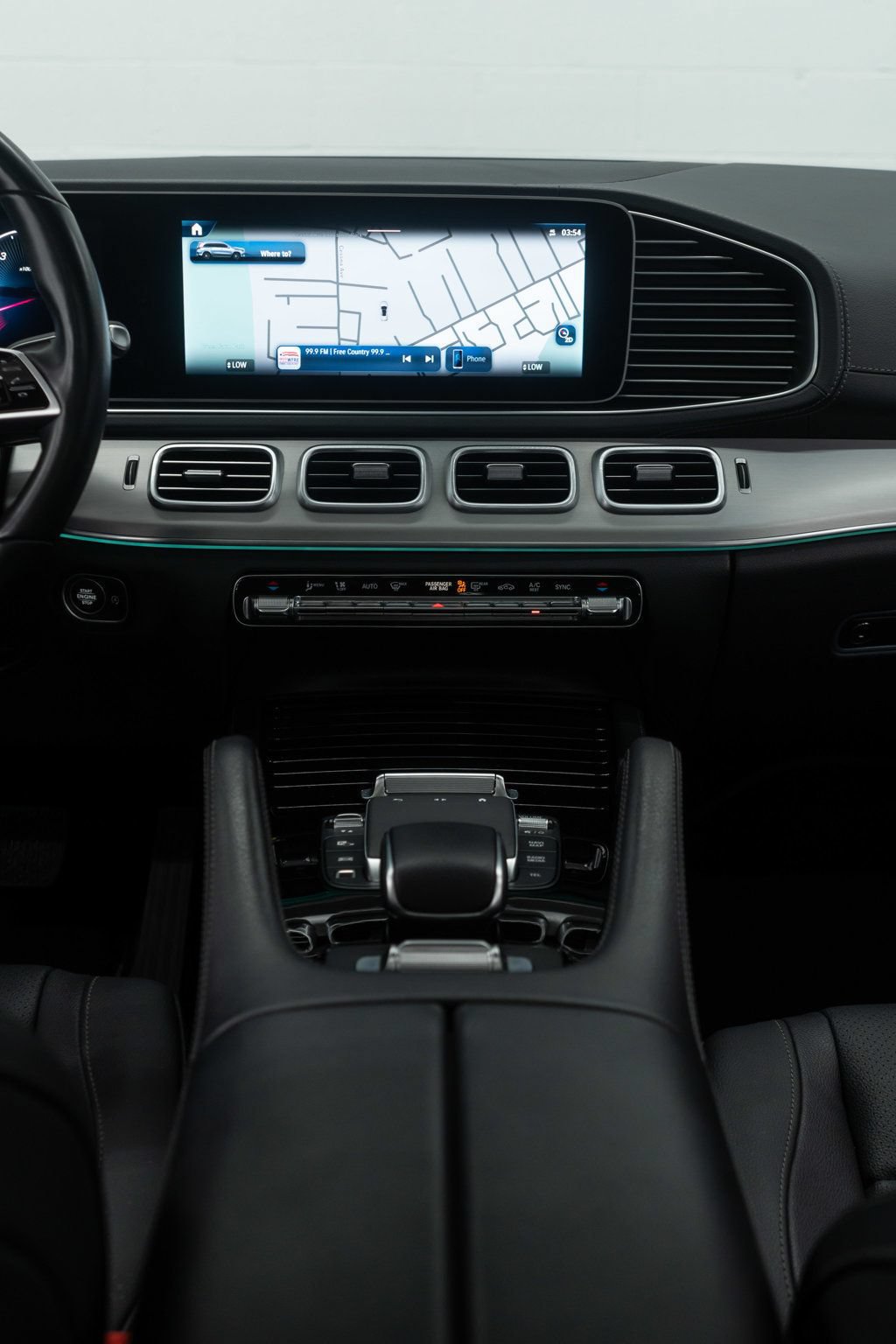 Used 2025 Mercedes-Benz GLS 450 4MATIC image 23