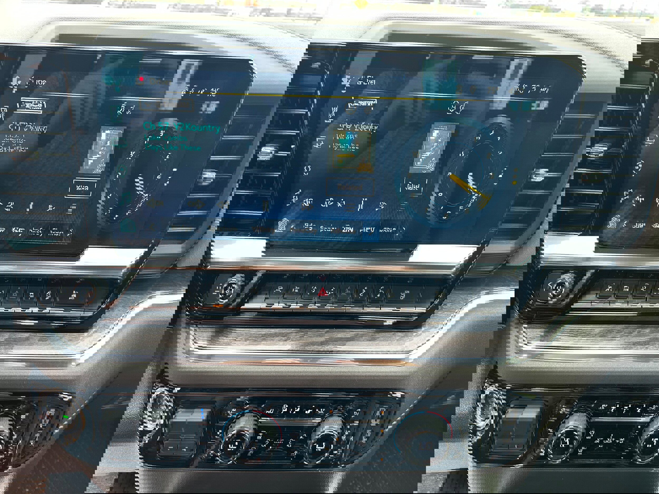 Used 2024 Chevrolet Silverado 1500 LTZ w/ LTZ Premium Texas Edition image 27