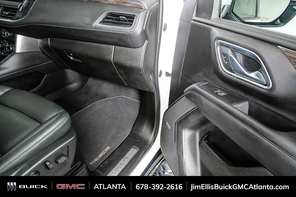 Used 2021 Chevrolet Suburban Z71 w/ Luxury Package image 27