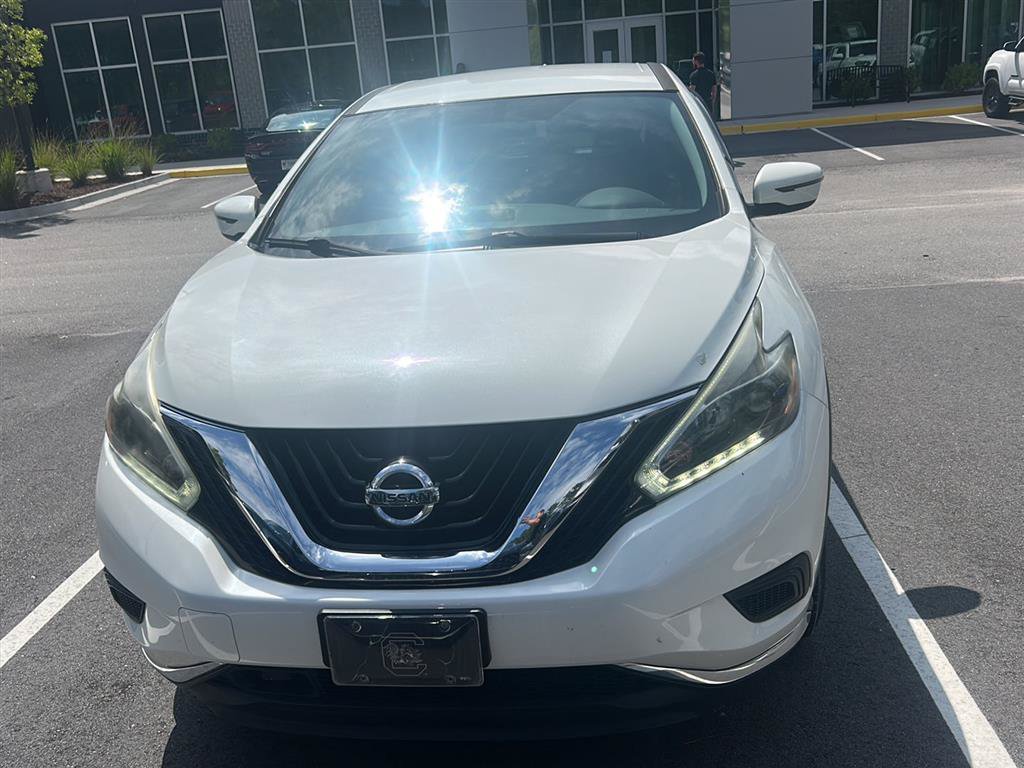 Used 2018 Nissan Murano S w/ Cargo Package FWD image 2