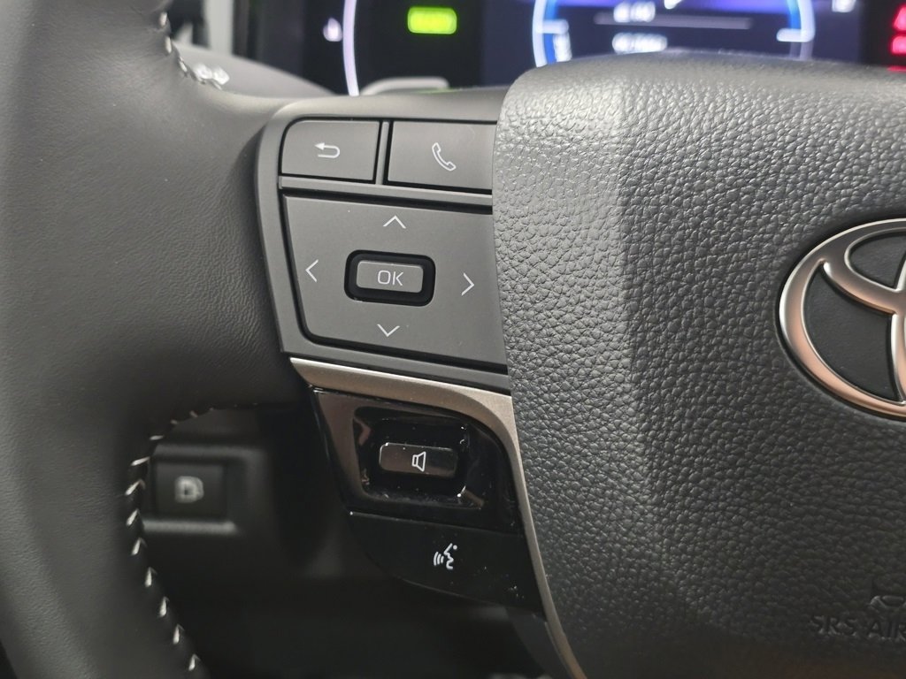 New 2026 Toyota Camry SE image 33