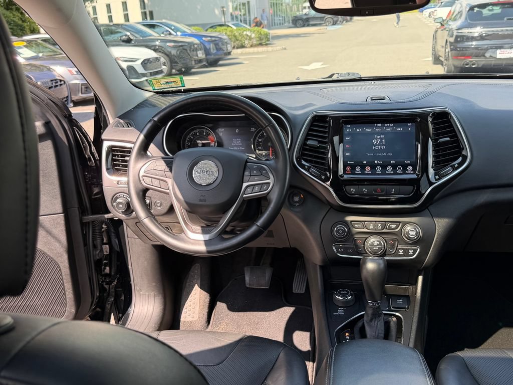 Used 2021 Jeep Cherokee Limited AWD/4WD image 22
