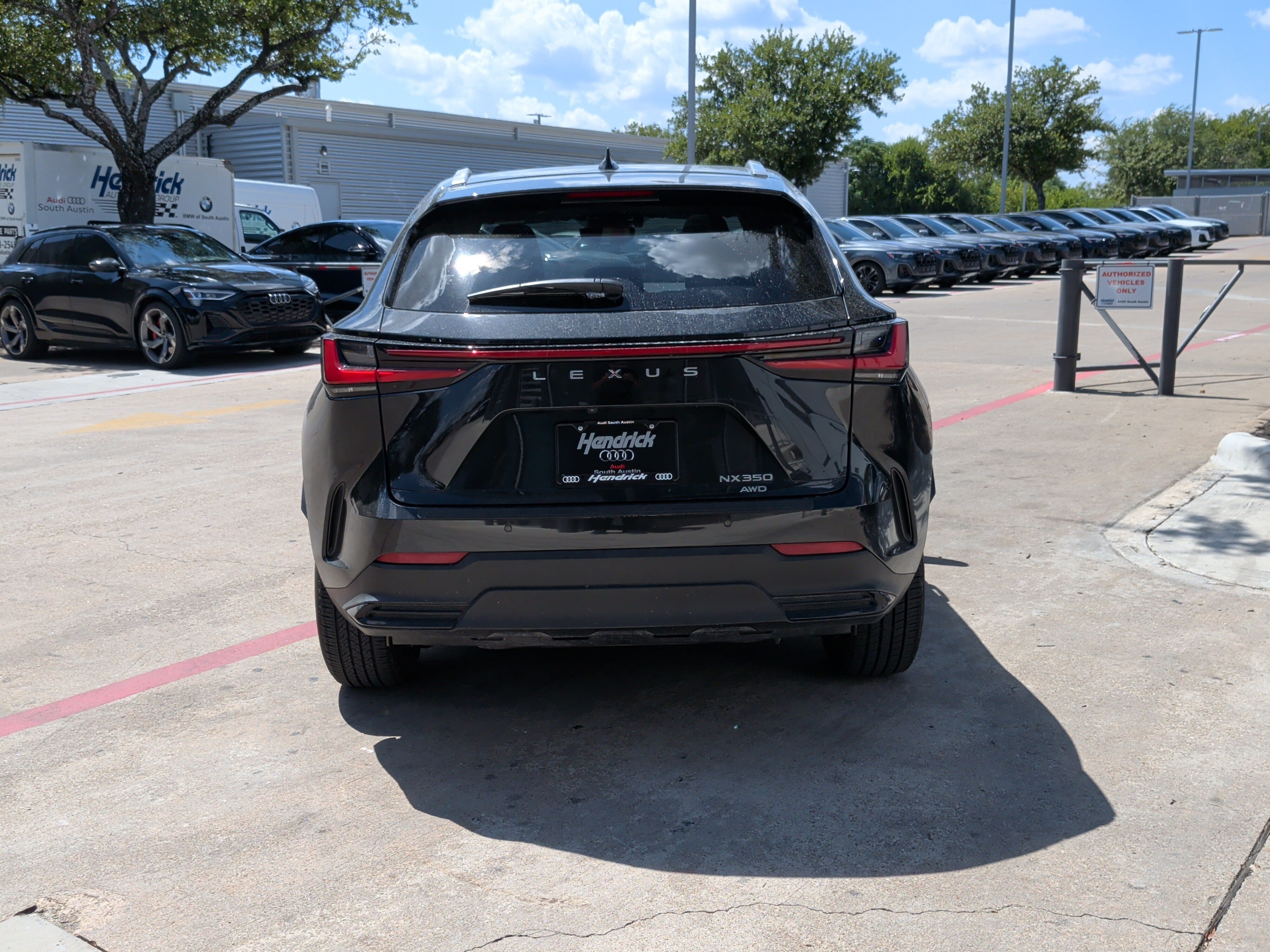Used 2024 Lexus NX 350 AWD image 9