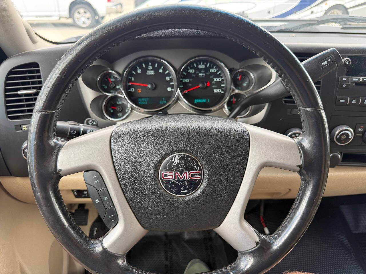 Used 2010 GMC Sierra 2500 SLE AWD/4WD image 24