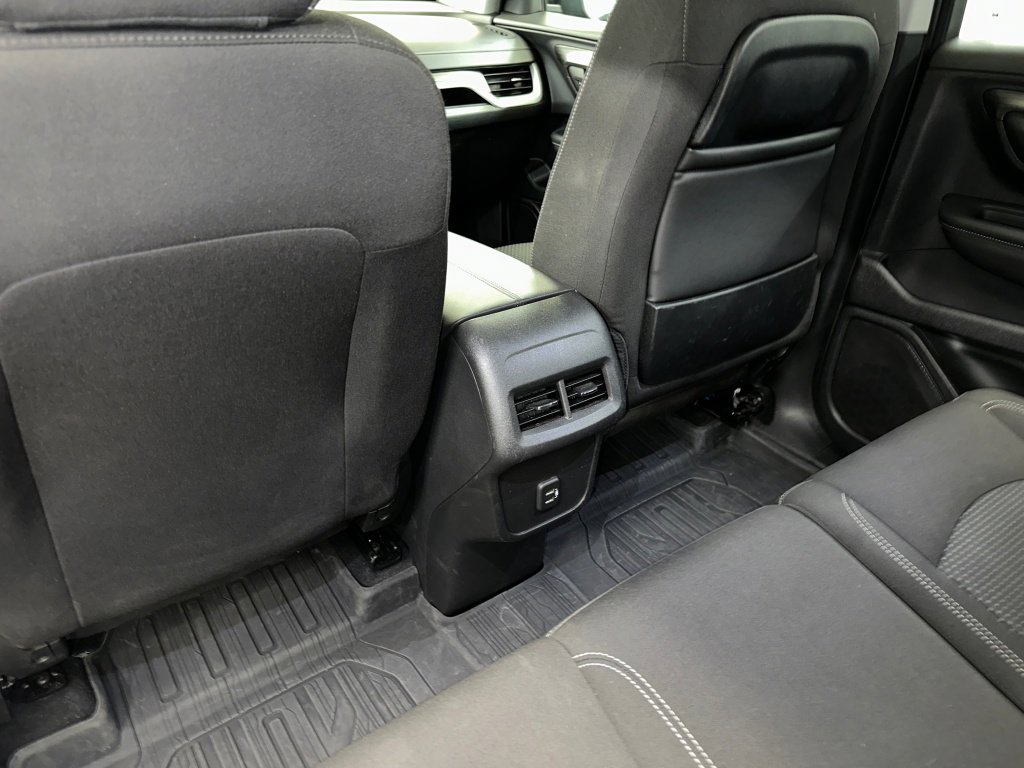 Certified 2022 GMC Terrain SLE w/ Driver Convenience Package image 20