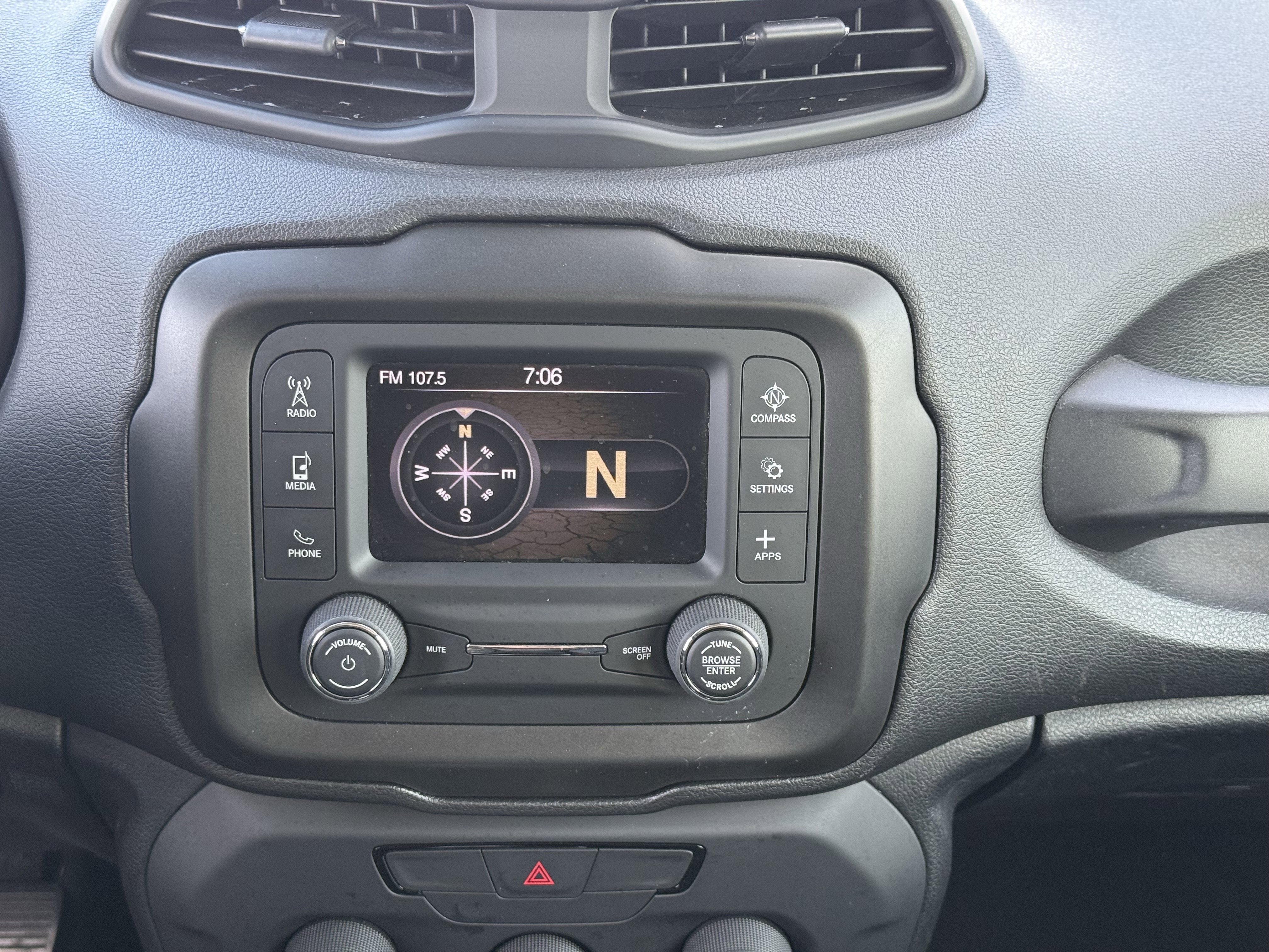 Used 2020 Jeep Renegade Sport image 25