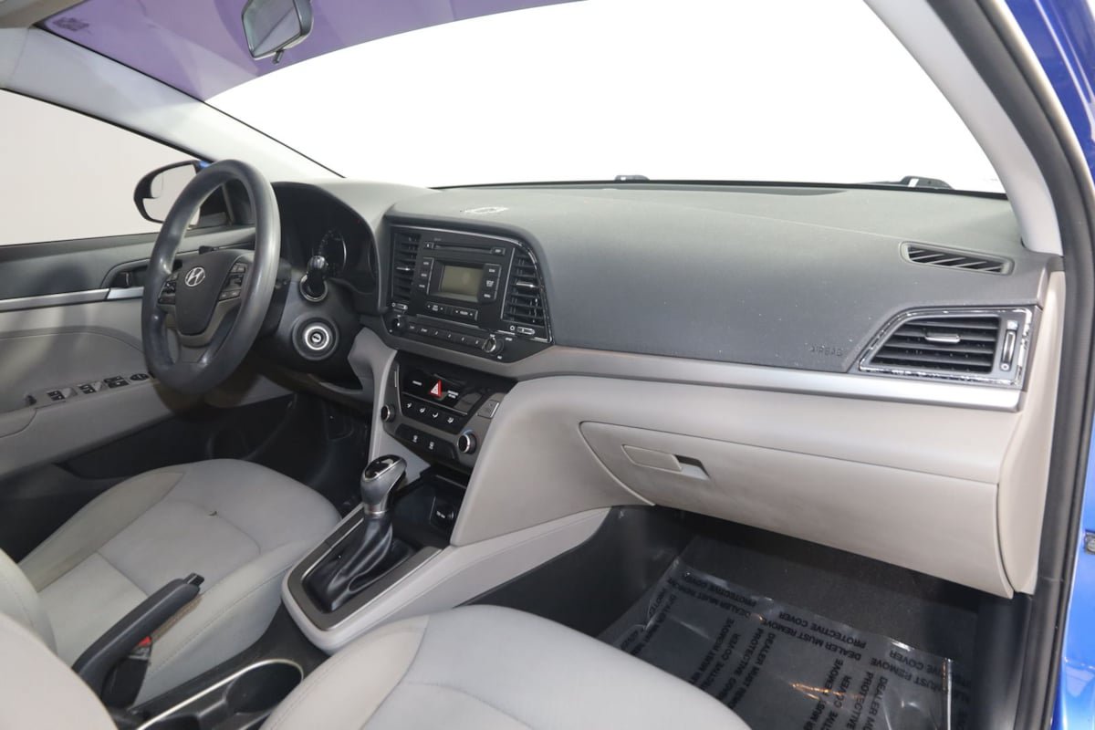 Used 2018 Hyundai Elantra SE FWD image 33