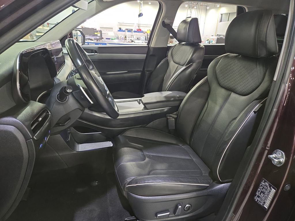 Used 2023 Hyundai Palisade SEL w/ Cargo Package image 11
