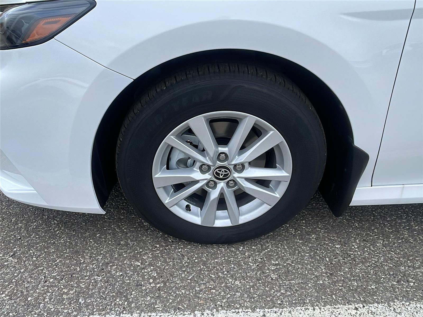 New 2026 Toyota Camry LE image 10