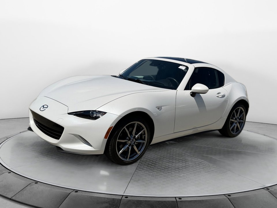 Used 2022 MAZDA MX-5 Miata RF Grand Touring RWD image 3