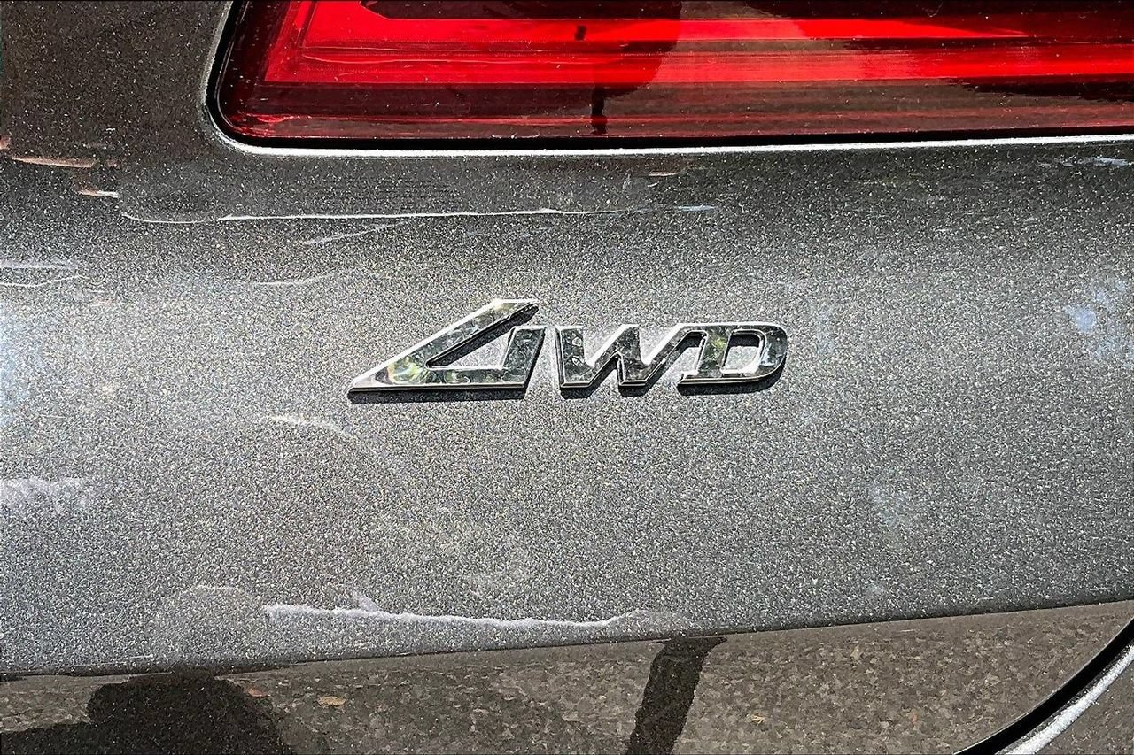 Used 2025 Genesis GV80 2.5T Prestige AWD/4WD image 21