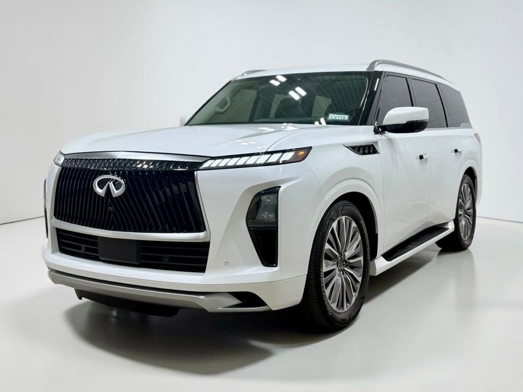 Used 2025 INFINITI QX80 Sensory image 10
