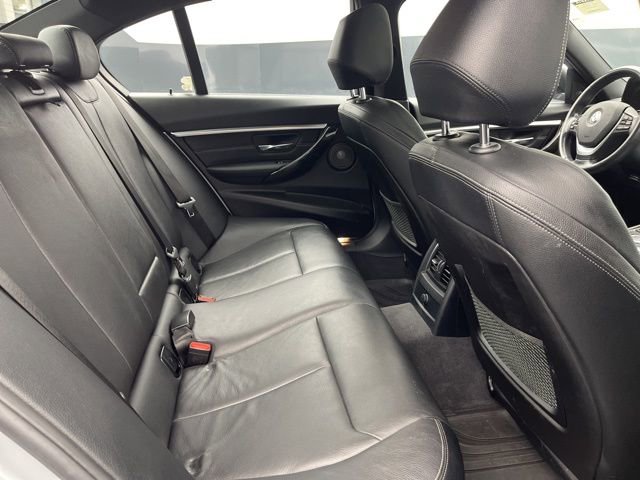 Used 2018 BMW 340i xDrive Sedan image 13