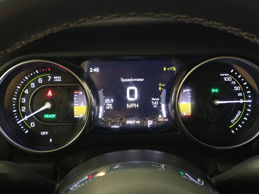 Used 2022 Jeep Wrangler Unlimited Sahara image 25