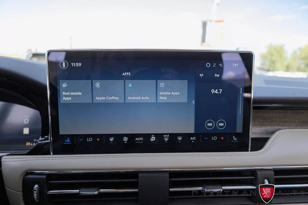 Used 2026 Lincoln Corsair Reserve AWD/4WD image 33