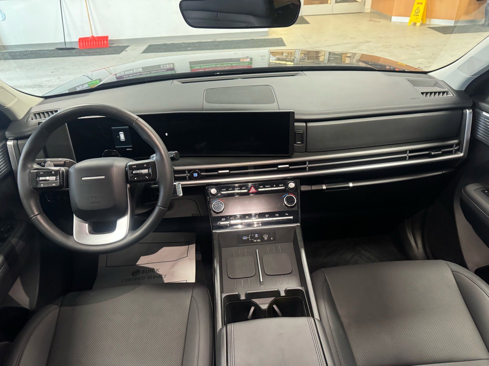 Used 2025 Hyundai Santa Fe XRT image 13