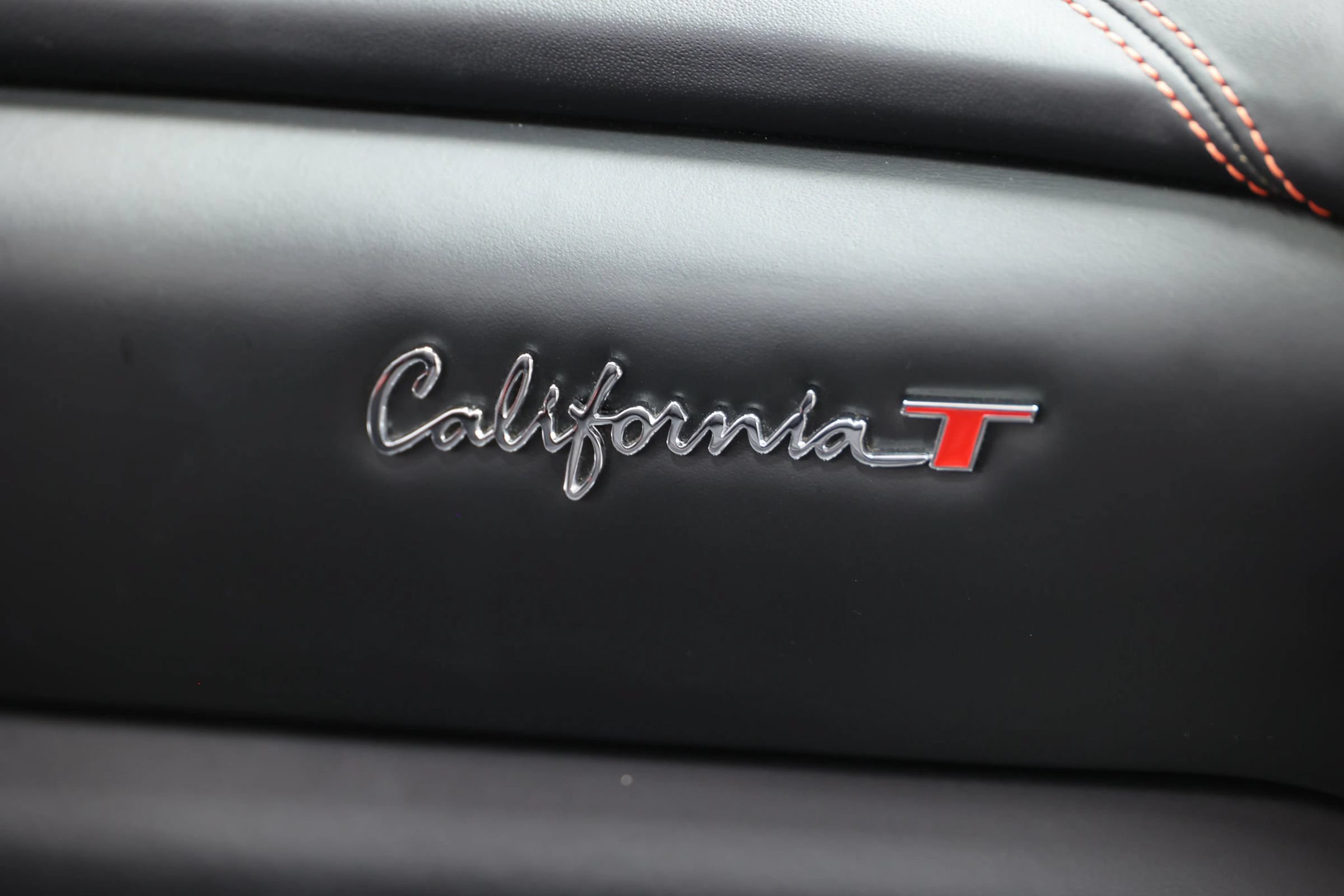Used 2017 Ferrari California T RWD image 85