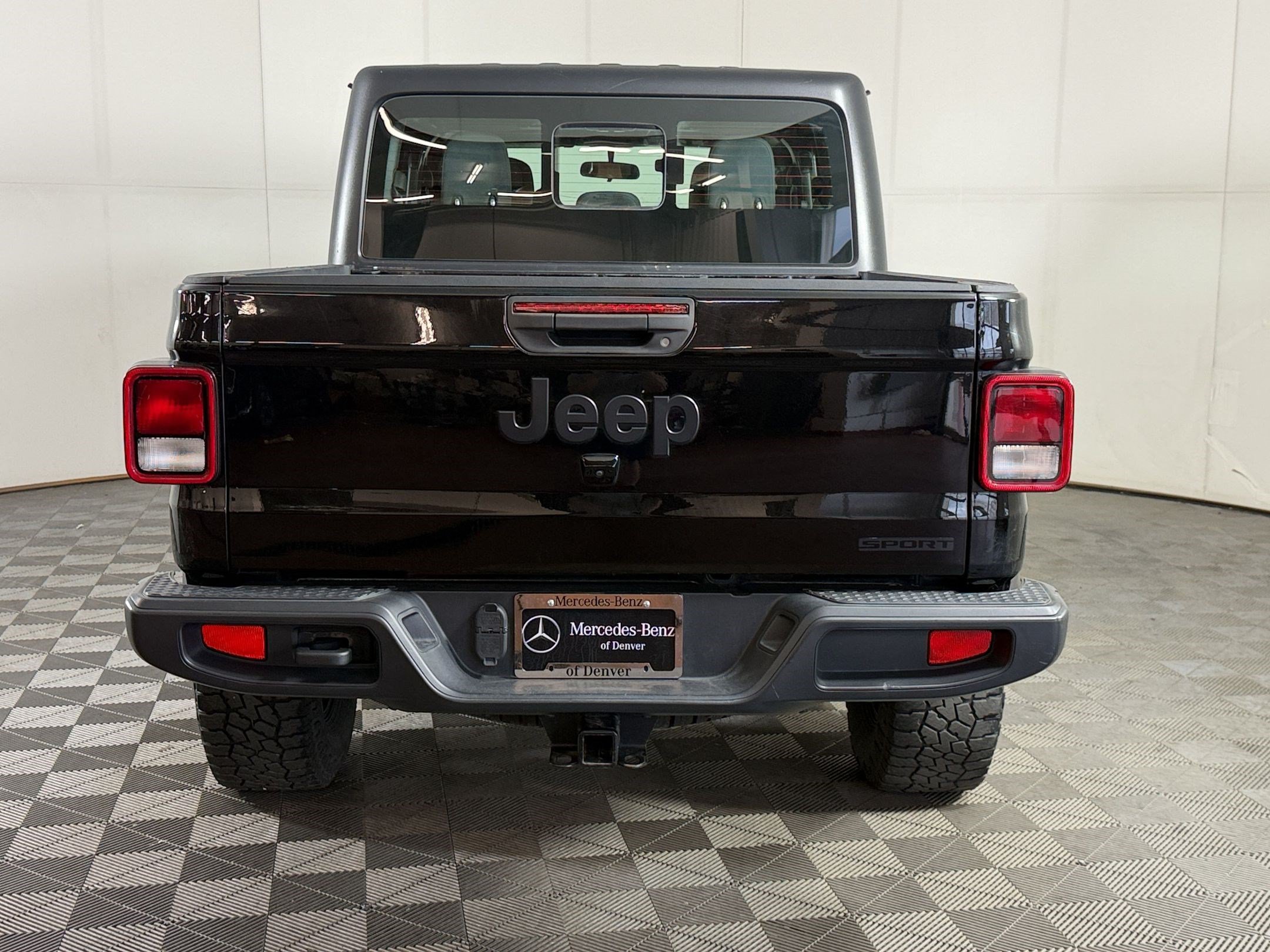 Used 2021 Jeep Gladiator Sport AWD/4WD image 10