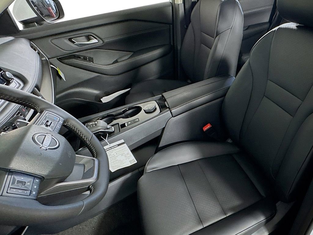 New 2026 Nissan Rogue SV image 11