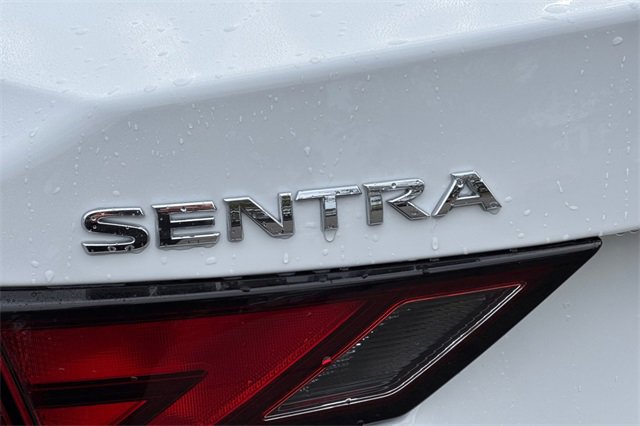 Used 2025 Nissan Sentra SV image 49