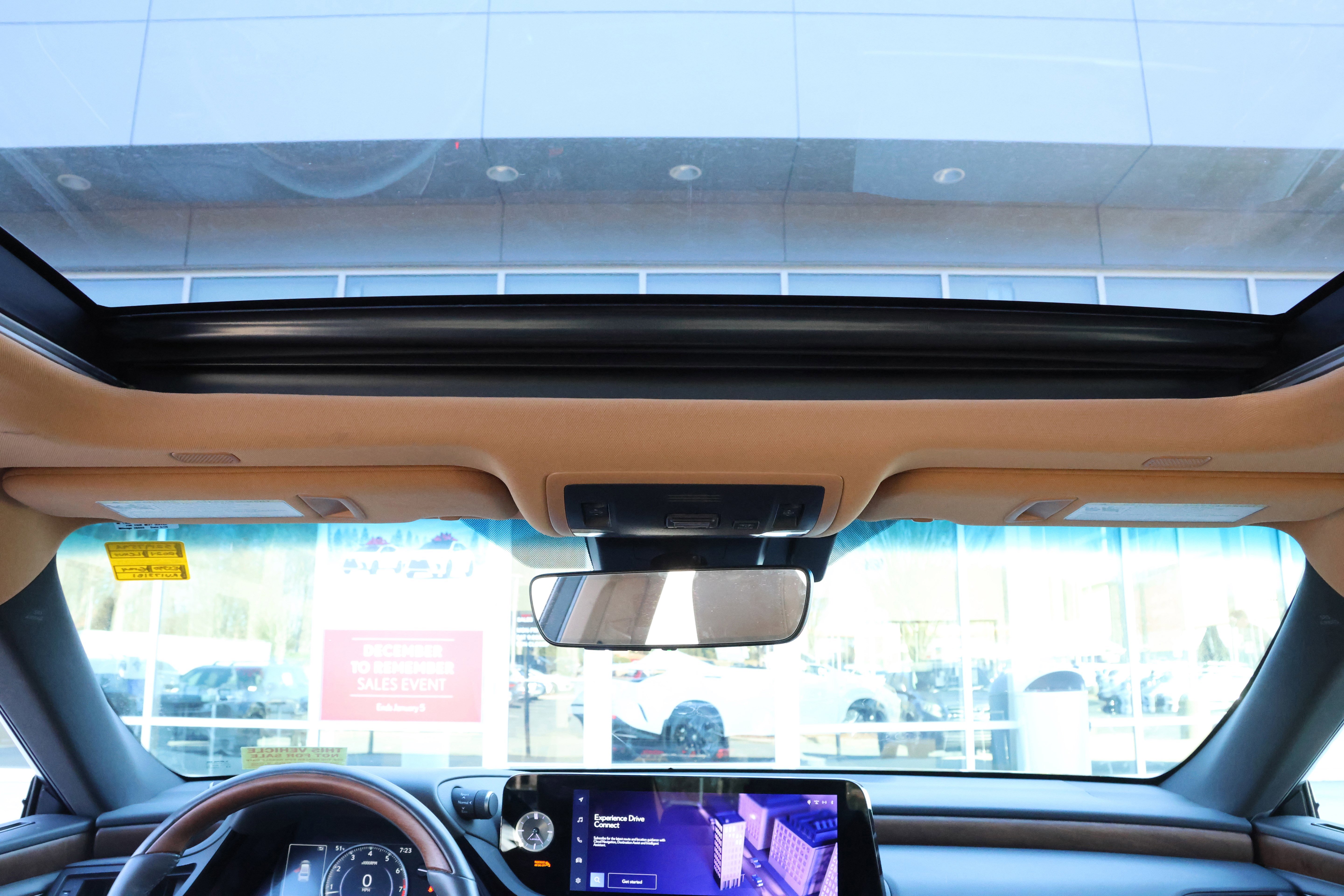 Certified 2024 Lexus ES 350 Ultra Luxury image 32