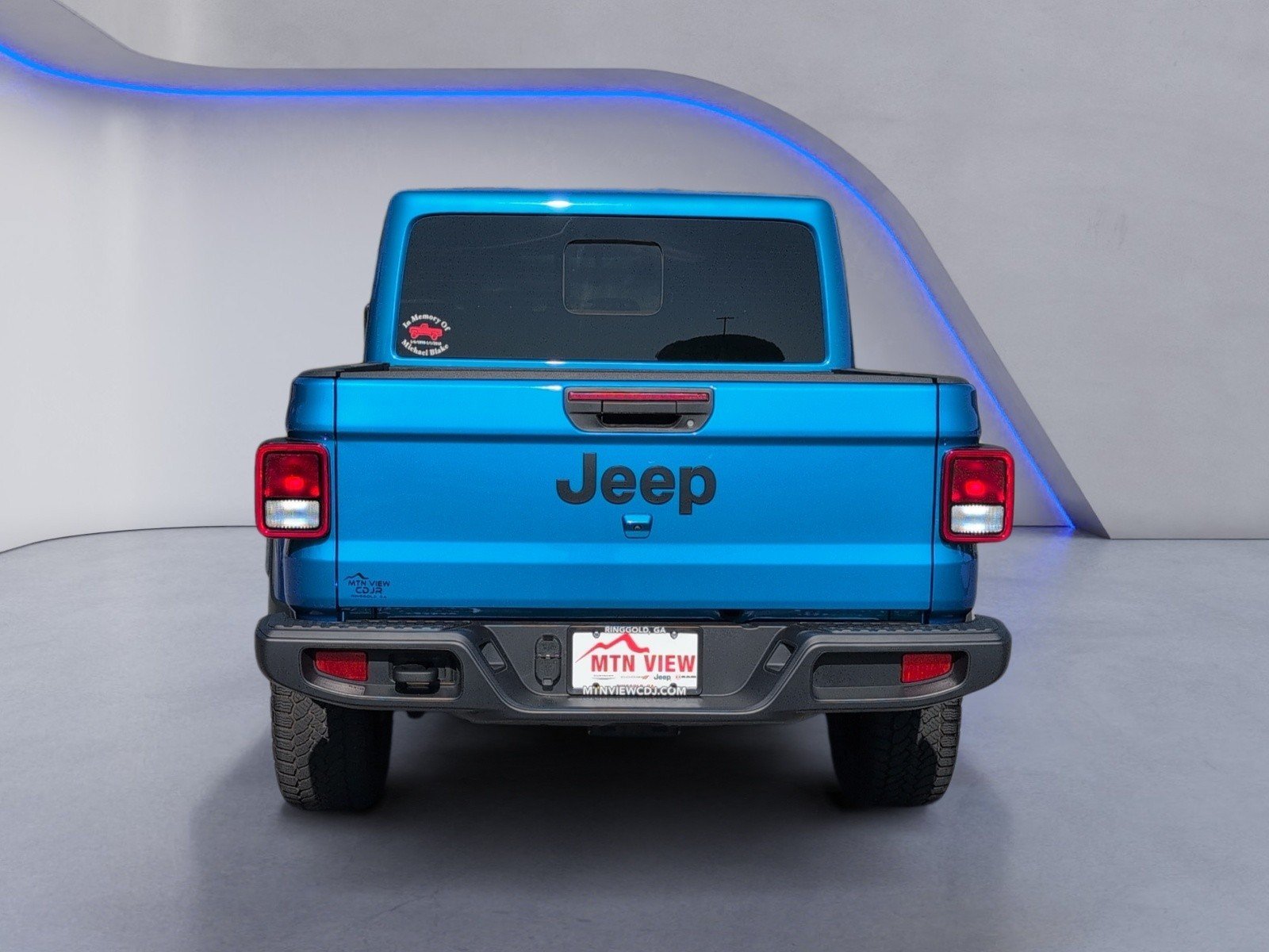 Used 2025 Jeep Gladiator Sport AWD/4WD image 6