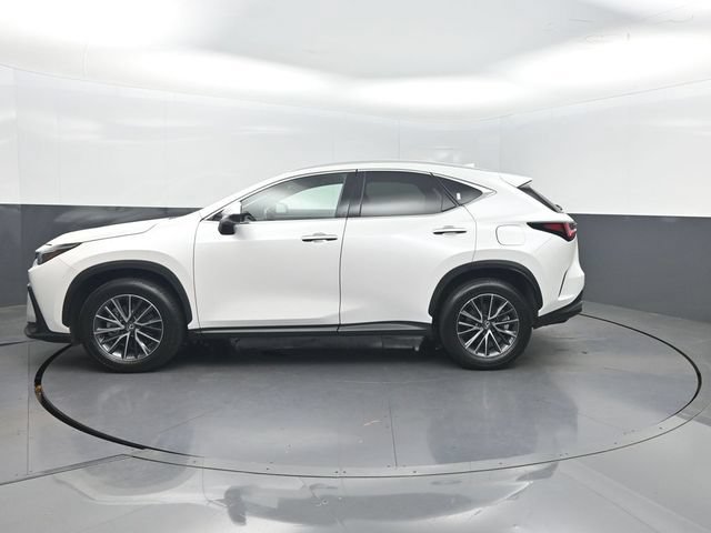 Used 2025 Lexus NX 350 AWD w/ Accessory Package (Z1) image 2